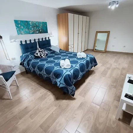 Appartamento A Casa E Cardetella *